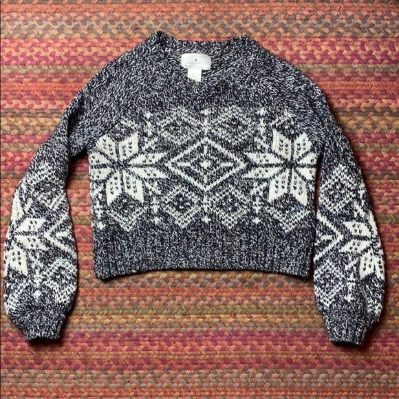 RUBY MOON GREY & WHITE WOOL BLEND CROP SWEATER - Picture 1 of 6